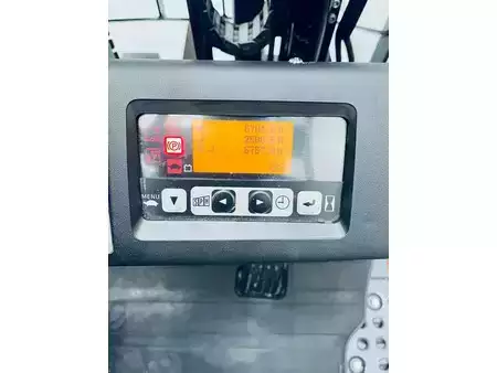 El truck - 3 hjulet 2010  Toyota 8FBET15 (14)