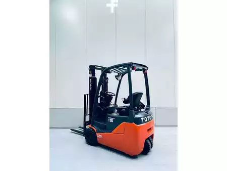 El truck - 3 hjulet 2010  Toyota 8FBET15 (2)