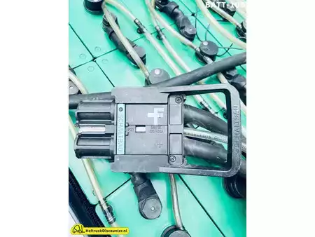 Elektromos 4 kerekű 2018  [div] 6 HPZS 930 (16)