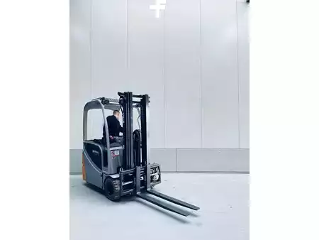 Elektrisk- 3 hjul 2017  Still RX20-16 (3)