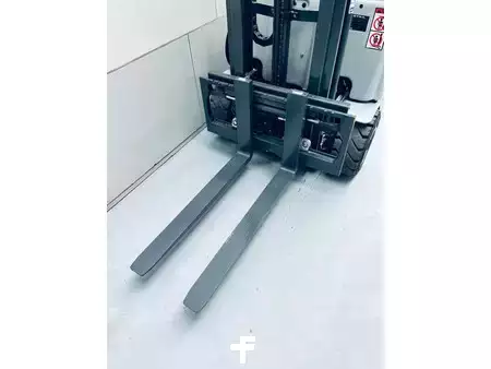 Elektryczne 3-kołowe 2017  Still RX20-20 (8)