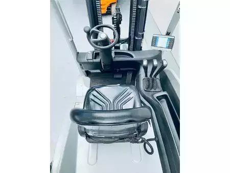 Elektryczne 4-kołowe 2020  Still RX60-30 E3 (11)