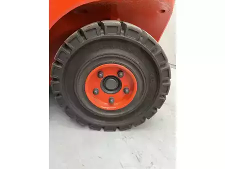 Diesel gaffeltruck 2019  Linde H35D2 (17)