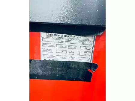 Apilador eléctrico 2016  Linde L12 (12)