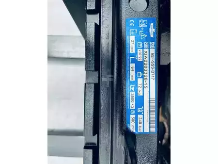 Eléctrico - 4 rodas 2018  CAT Lift Trucks EP35N (18)