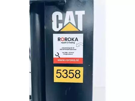 Eléctrico - 4 rodas 2018  CAT Lift Trucks EP35N (20)