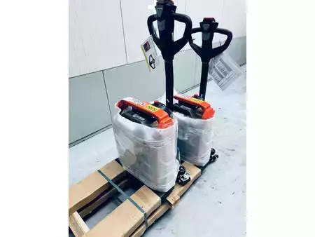Elektrische palletwagens 2025 Toyota LHE-150 (2)