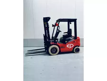 4-wiel elektrische heftrucks 2026  EP Equipment EFL203 (1)