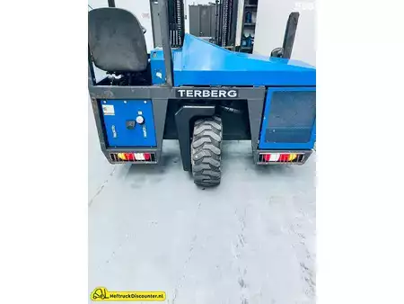 Diesel truck 2013  Terberg TKL-M-3x3-4W (6)