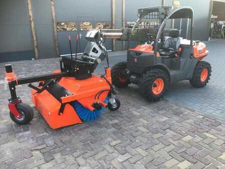 Ausa ruwterrein verreiker T 144 H