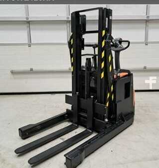 Stapelaars 2010  BT RWE120 (3)