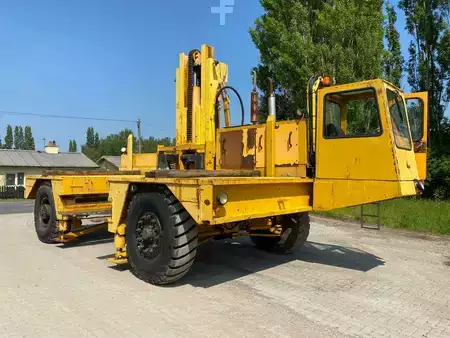 Sideloader - Boss 2000 (1)