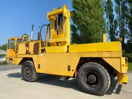 Sideloader - Boss 2000 (8)