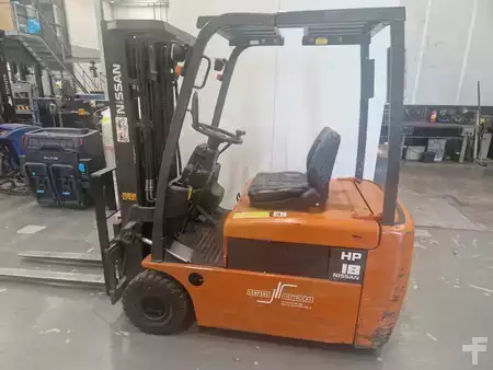 Electric - 4 wheels 2000  Nissan GN 01 L 18HQ (1)