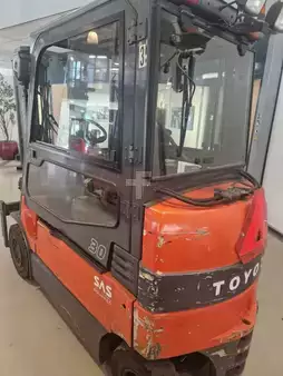 Elektro čtyřkolový VZV 2012  Toyota 7FBMF30 (9)