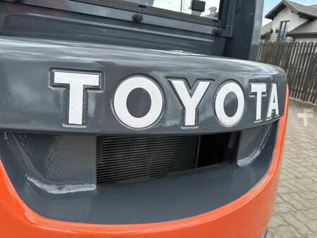 Empilhador diesel 2019  Toyota 02-8FDF15 (7)