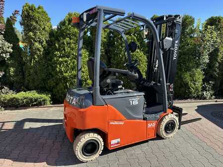 Elektro čtyřkolový VZV 2016  Toyota 8FBMK16T (1)