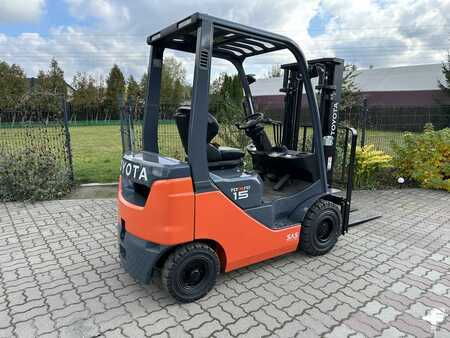 Dieselový VZV 2023  Toyota 42-8FDF15 (1)