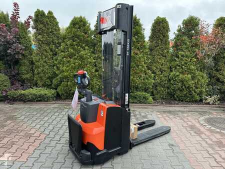 Ruční vysokozdvižný vozík 2022  Toyota SWE140 (1)