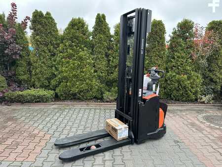 Ruční vysokozdvižný vozík 2022  Toyota SWE140 (6)