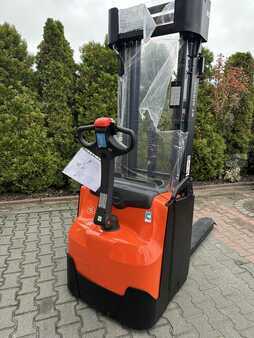 Ruční vysokozdvižný vozík 2024  Toyota SWE160 (7)