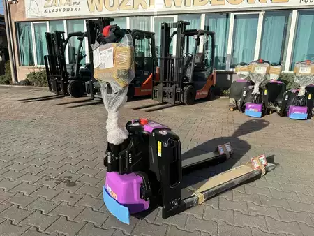 Wózki niskiego podnoszenia 2025  Jungheinrich PTL 1.5 (1)