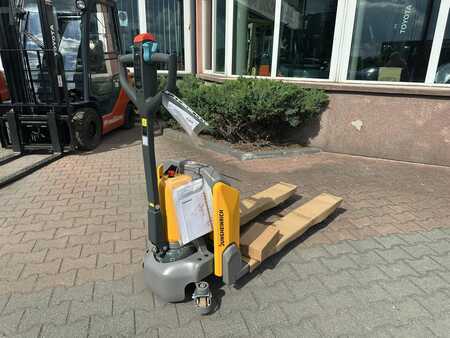 Lavtløftende truck 2024  Jungheinrich AME 15 (1)