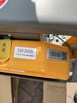 Lavtløftende truck 2024  Jungheinrich AME 15 (3)