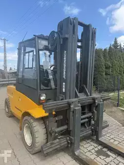 Wózki widłowe diesel  Jungheinrich DFG 690 (3)