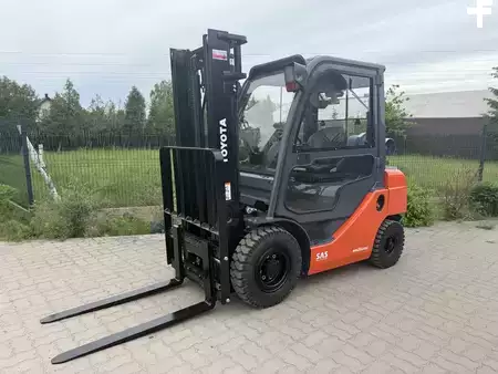 Wózki gazowe 2019  Toyota 02-8FGF25 (2)