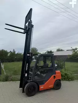 Wózki gazowe 2019  Toyota 02-8FGF25 (8)