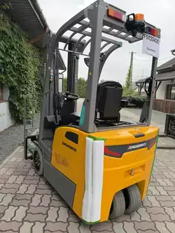 Elektryczne 3-kołowe 2025  Jungheinrich EFG BA 115 (14)