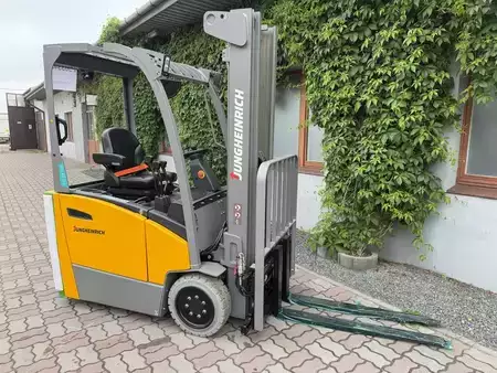 Elektryczne 3-kołowe 2025  Jungheinrich EFG BA 115 (2)