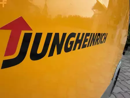 Elektryczne 3-kołowe 2025  Jungheinrich EFG BA 115 (5)