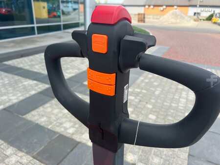 Ruční vysokozdvižný vozík 2025  Heli CDD16-A2LIH (4)