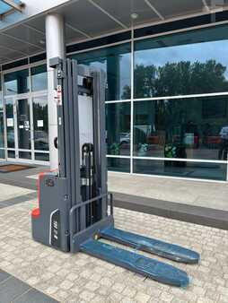 Stapelaars 2025 Heli CDD16-A2LIH (1)