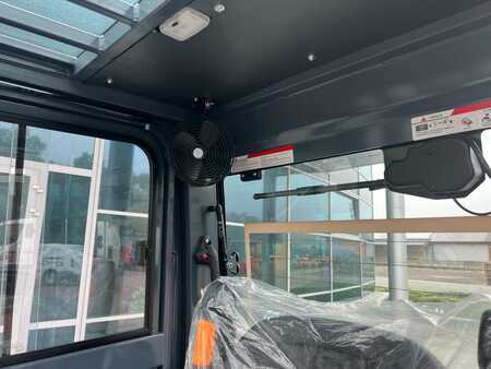 Eléctrico - 4 rodas 2025  Heli CPD18-GC6-LI-S (9)