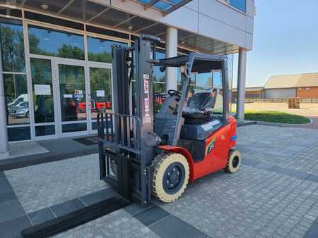 Eléctrico - 4 rodas 2025  Heli CPD35-GC6-LI-S (2)