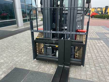 Eléctrico - 4 rodas 2025  Heli CPD35-GC6-LI-S (9)