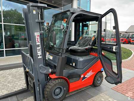 Nestekaasutrukki 2025  Heli CPYD18-KU1H (6)