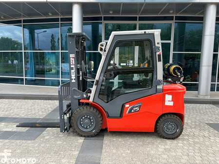 Gas gaffeltruck 2025  Heli CPYD25-KU1HG3 (1)