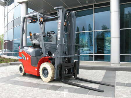 Eléctrico - 4 rodas 2025  Heli CPD18-GB2-LI-M (5)