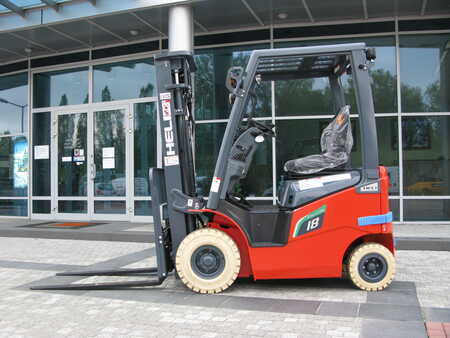 4-wiel elektrische heftrucks 2025 Heli CPD18-GB2-LI-M (1)