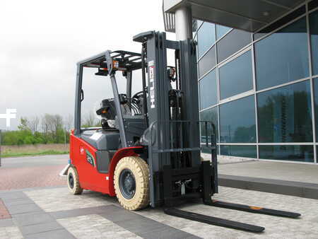 4-wiel elektrische heftrucks 2025 Heli CPD25-GB2-LI-M (2)
