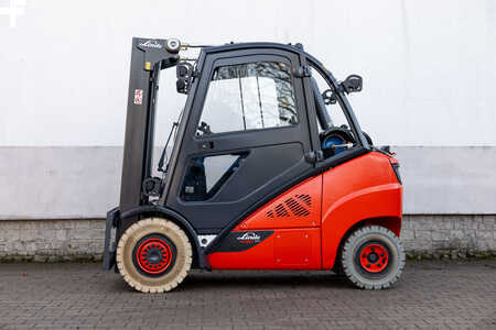 Gázüzemű targoncák 2019  Linde H30T-02 EVO (2)