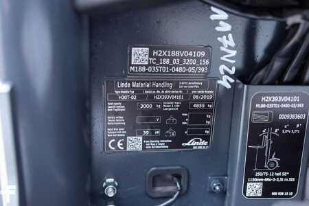 Gázüzemű targoncák 2019  Linde H30T-02 EVO (8)