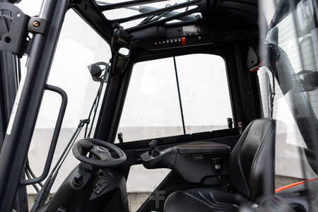 Dízel targoncák 2014  Linde H35D-02 EVO (6)