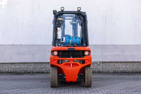 Gázüzemű targoncák 2022  Linde H25T-01 (4)