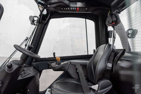 Gázüzemű targoncák 2021  Linde H50T-02/600 (5)