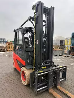 Elektryczne 4-kołowe 2023  Linde E35H-01/600 (3)
